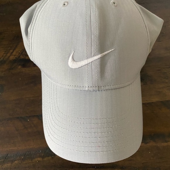 Bundle of 2 Nike Legacy 91 Dri Fit Golf Hat. Adjustable. - Picture 5 of 16